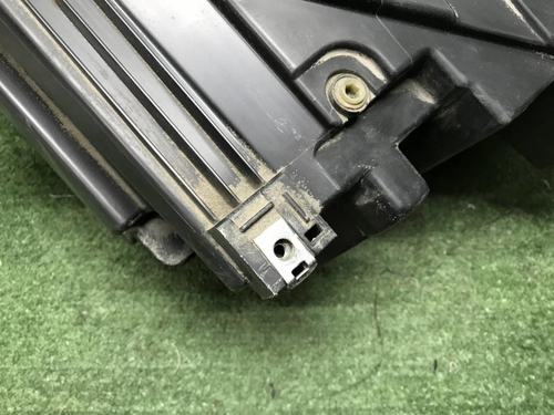 Фара правая Geely Tugella (2019-2024) LED
