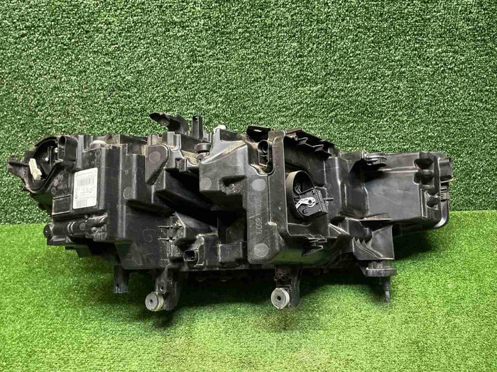 Фара левая BMW X7 G07 (2019-2022) Laser Light