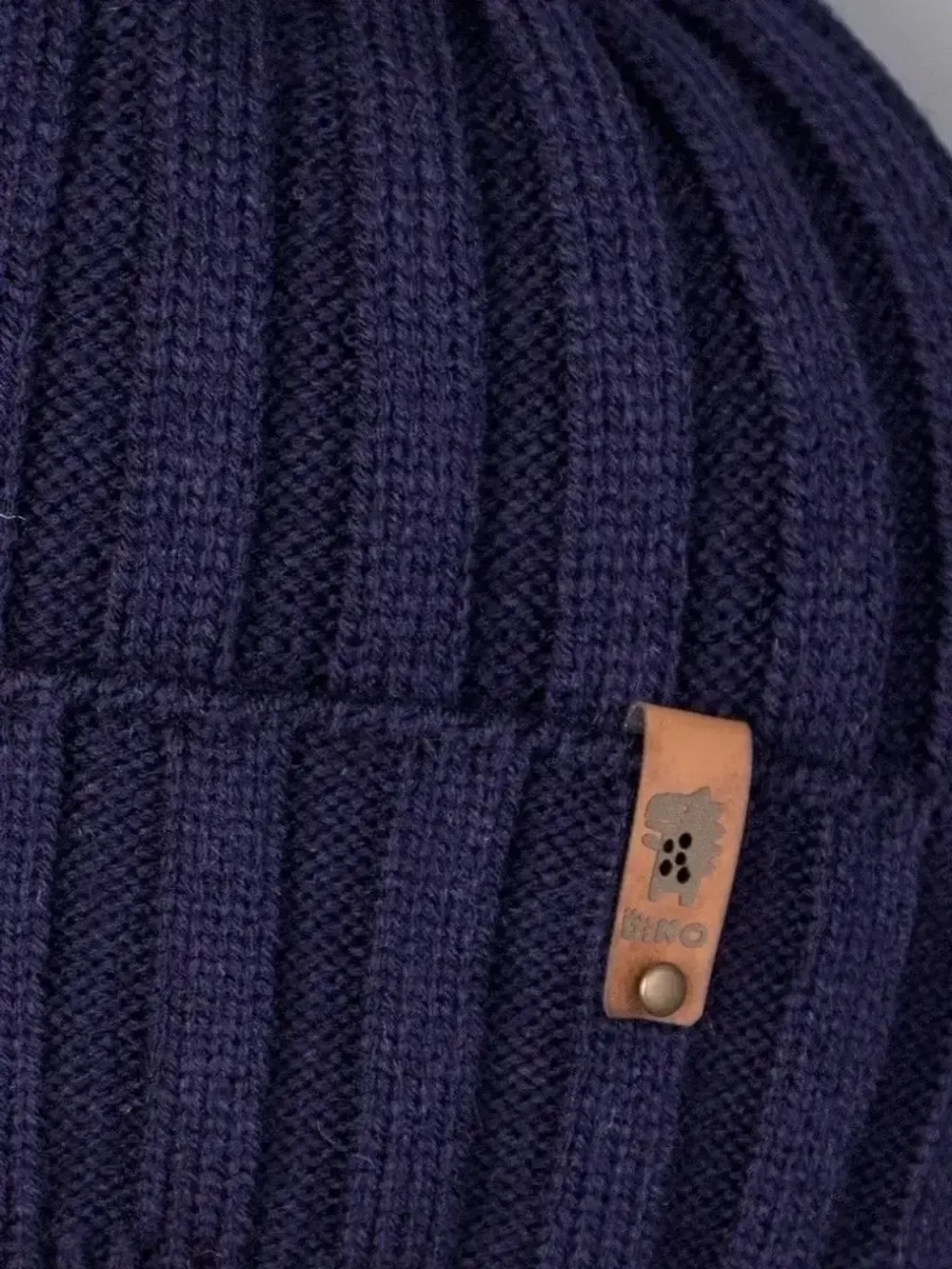 Шапка для мальчика осенняя на завязках