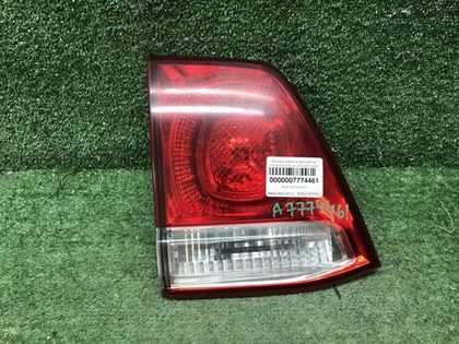 Фонарь левый внутренний Land Cruiser 200 (07-12)