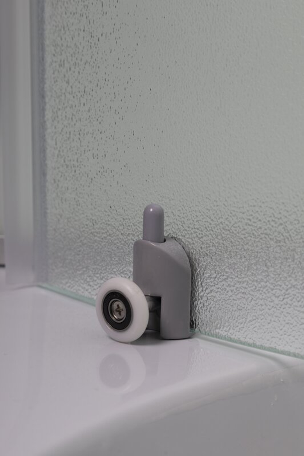 Душевая кабина Niagara Eco E100/26/MT (100х100х215) средний поддон(26см),стекло матовое,4 места