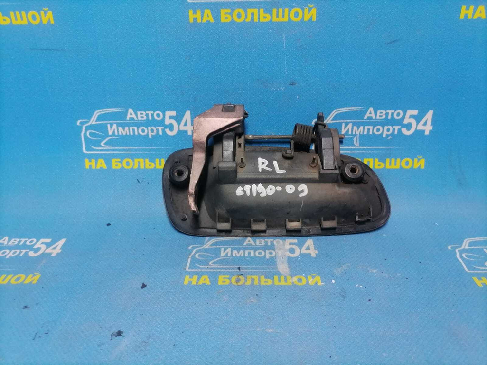 Ручка двери задней левой внешняя TOYOTA CARINA 1993