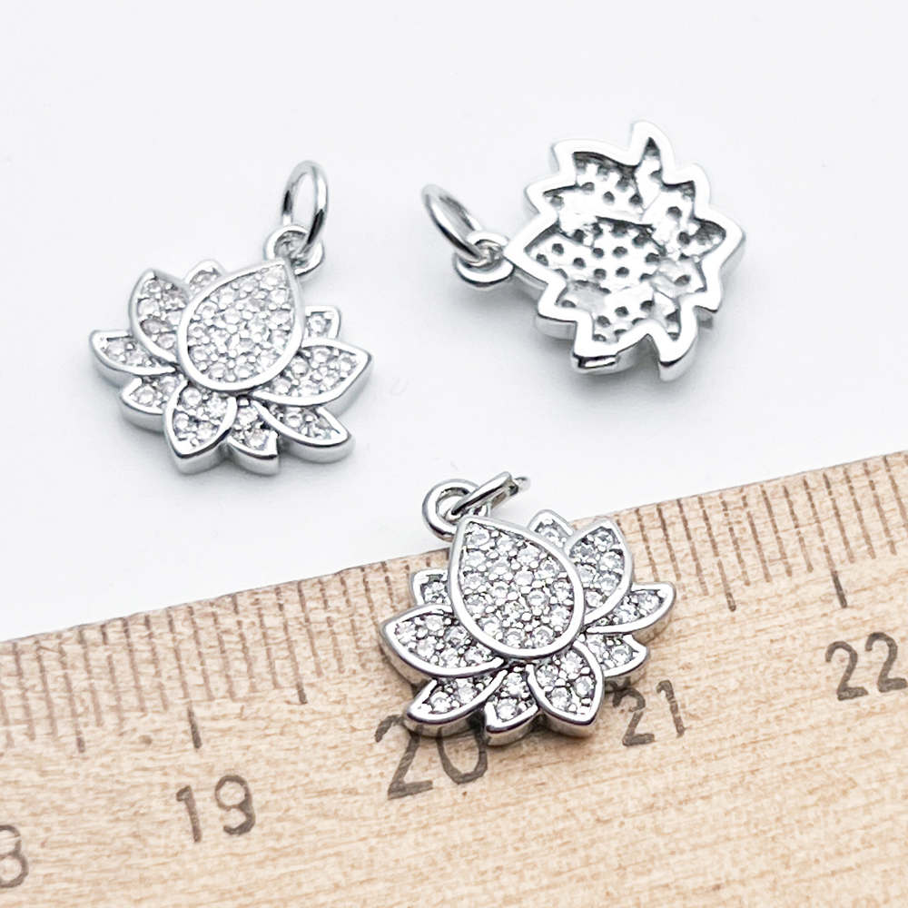Подвеска Лотос, цвет серебро (родий), фианиты, размер 14*13,5 мм, цена за 1 шт