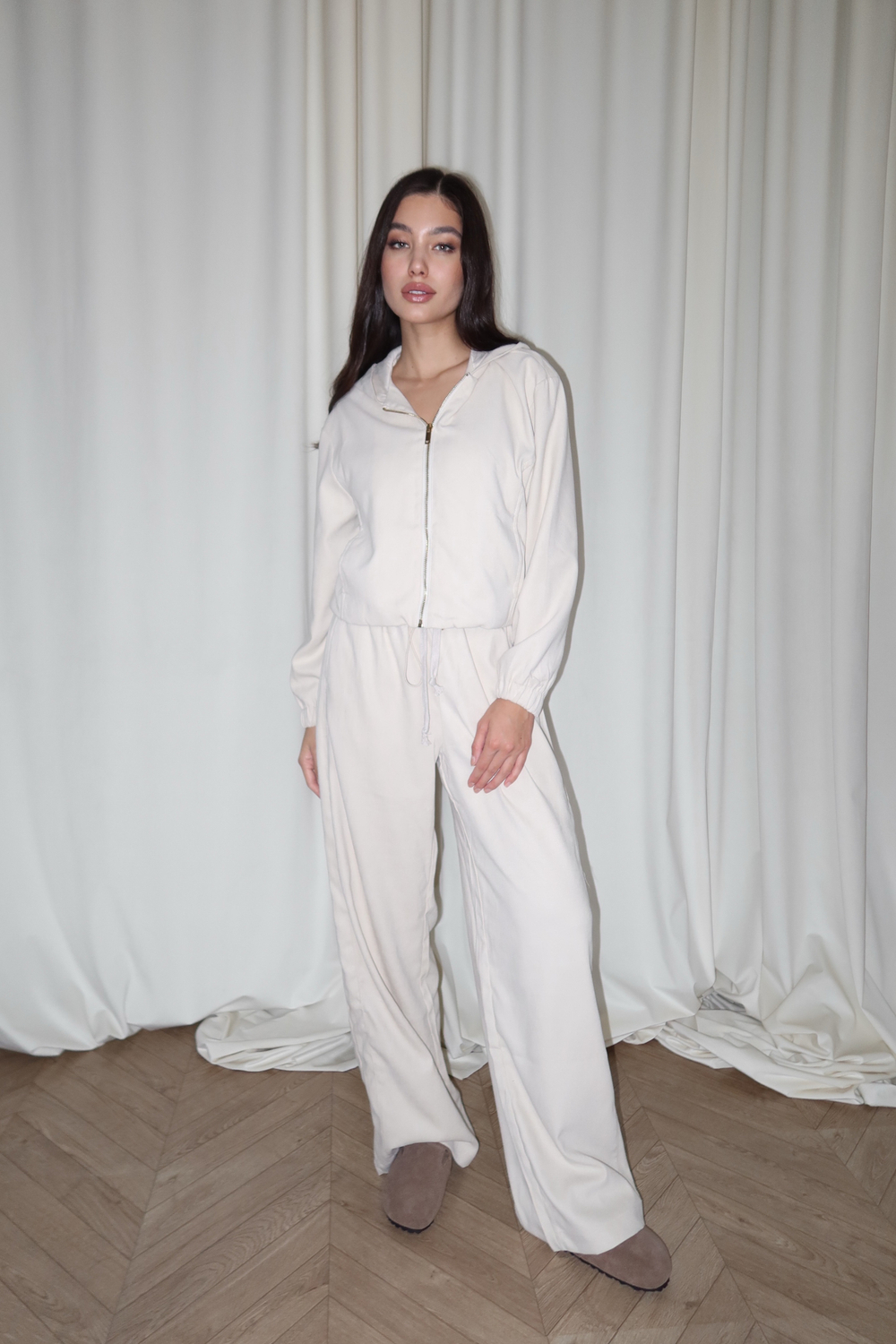 Комплект вельветовый, кардиган с капюшоном на молнии и брюки