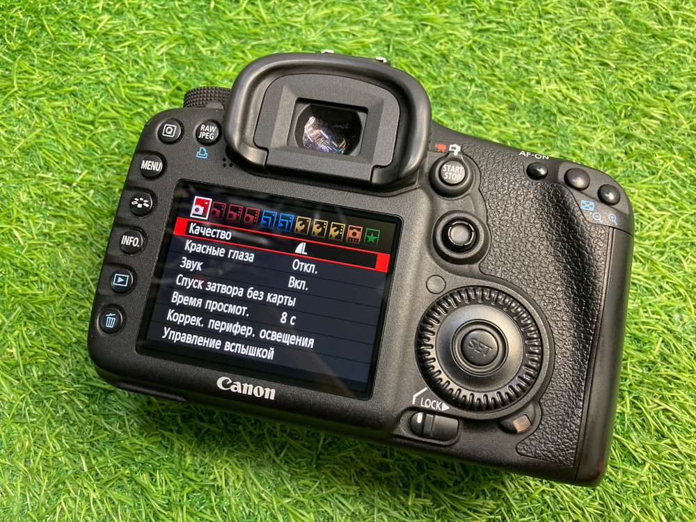 Canon EOS 7D (90.900 кадров)