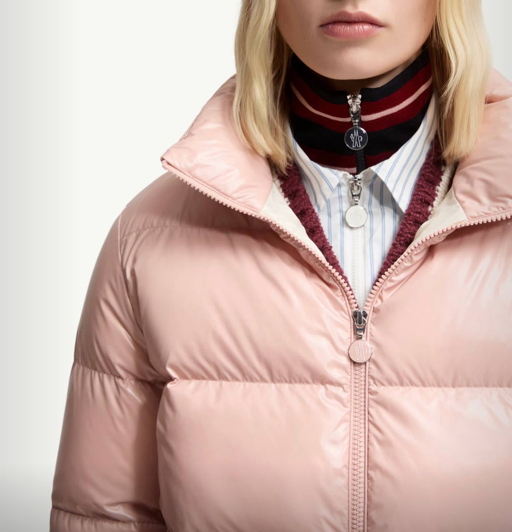 Утеплённая куртка Abbadia Short из лакового нейлона с пухом от Moncler