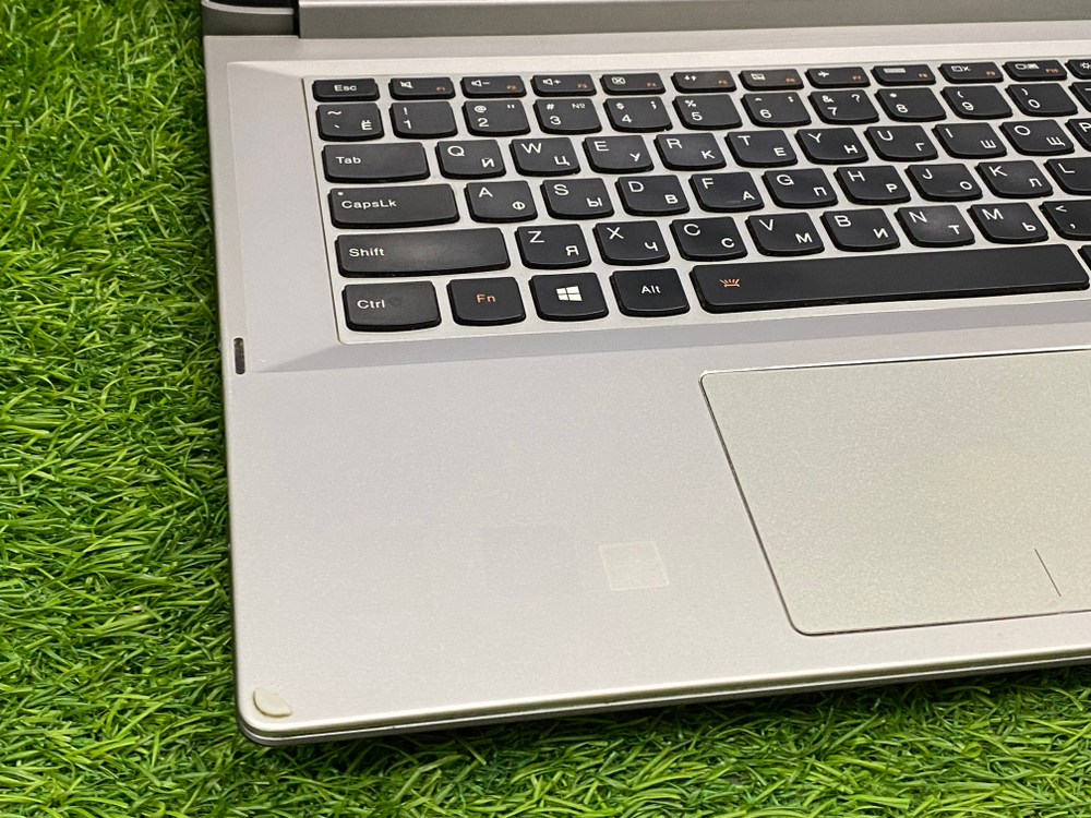 Ноутбук Lenovo 15' i3 4030U/GF 840M 2GB/4GB/500GB/ IdeaPad Z5070[59435218]/Windows 10