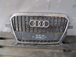 Решетка радиатора  Audi Q5 (8R) 12-15 Б/У Оригинал 8r0853651ab