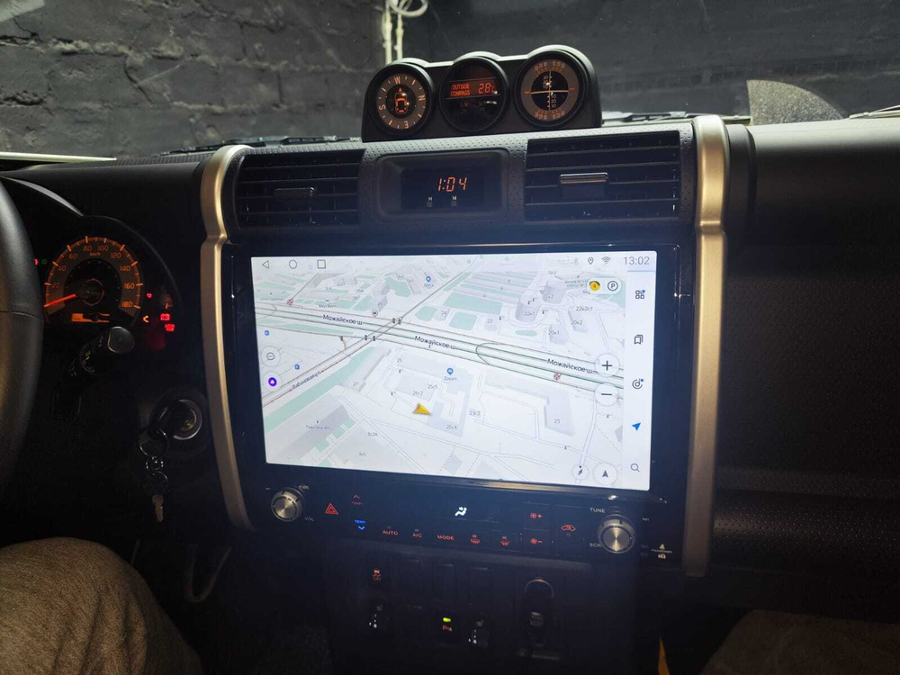 Магнитола + климат для Toyota FJ Cruiser 2005-2022 - Carmedia ZH-T1316-чёрная, монитор 13.3" на Android 12, 8Гб+128Гб, CarPlay, SIM-слот