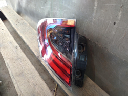 Фонарь левый внешний LED Toyota C-HR 16-19 Б/У Оригинал 81560f4031