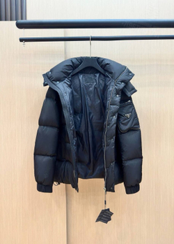 Пуховик Prada