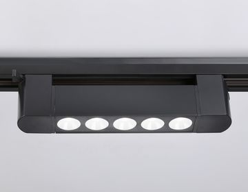 Трековый однофазный светодиодный светильник LED 10W 4200K 24° GL6703 BK чёрный Track System Ambrella
