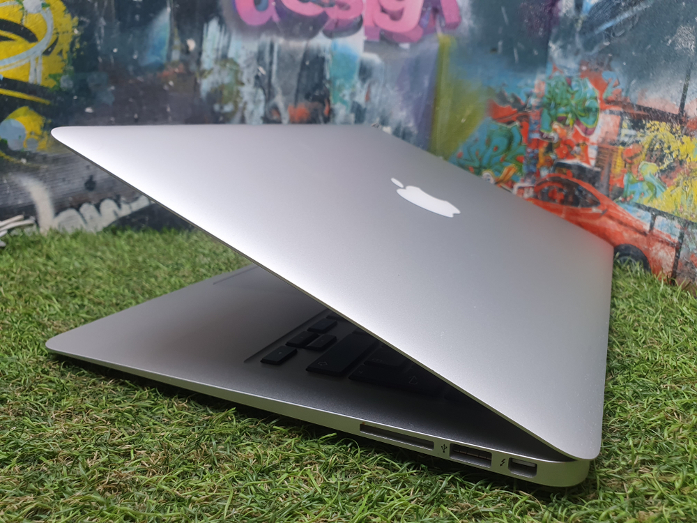 MacBook Air 13 2017 A1466 i5/8Gb