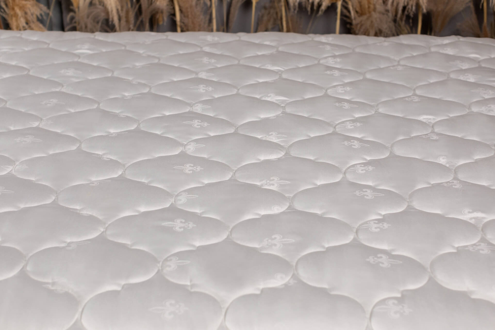 Тонкий матрас MaterLux MEMORY EFFETTO GEL 4 (МЕМОРИ ЭФФЕТТО ГЕЛЬ 4)