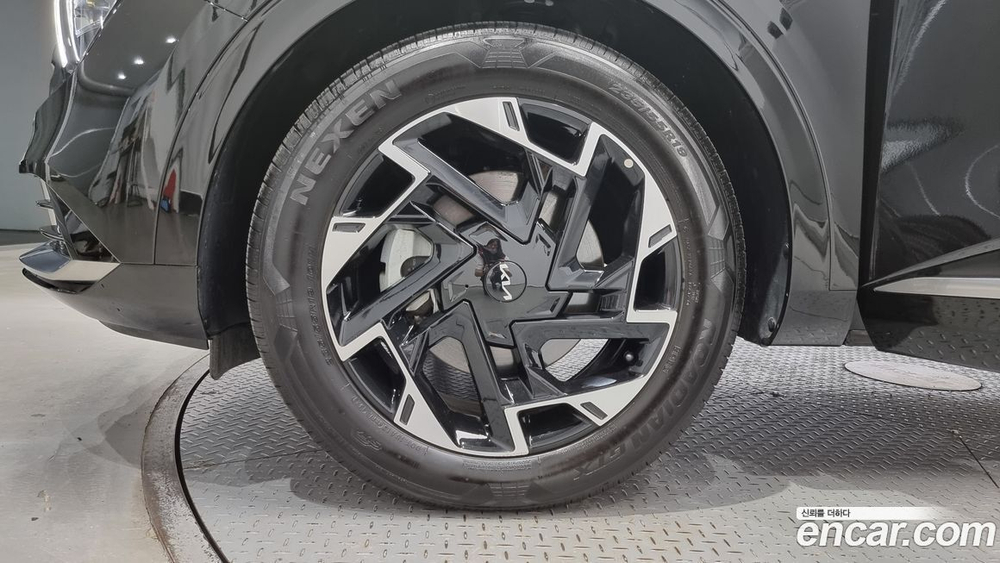 Kia Sportage 5 Generation Бензин 1.6 Turbo 2WD (04.2023)