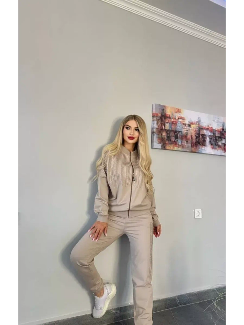 Костюм с Оверсайз свитшотом