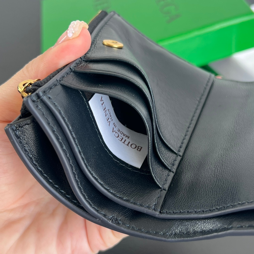 Bottega Veneta Small Intrecciato Bi-Fold Zip Wallet