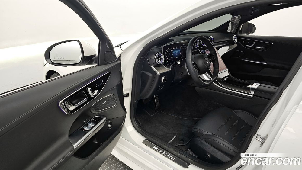 Mercedes-Benz C-Class W206 C300 4MATIC AMG Line (02.2024)
