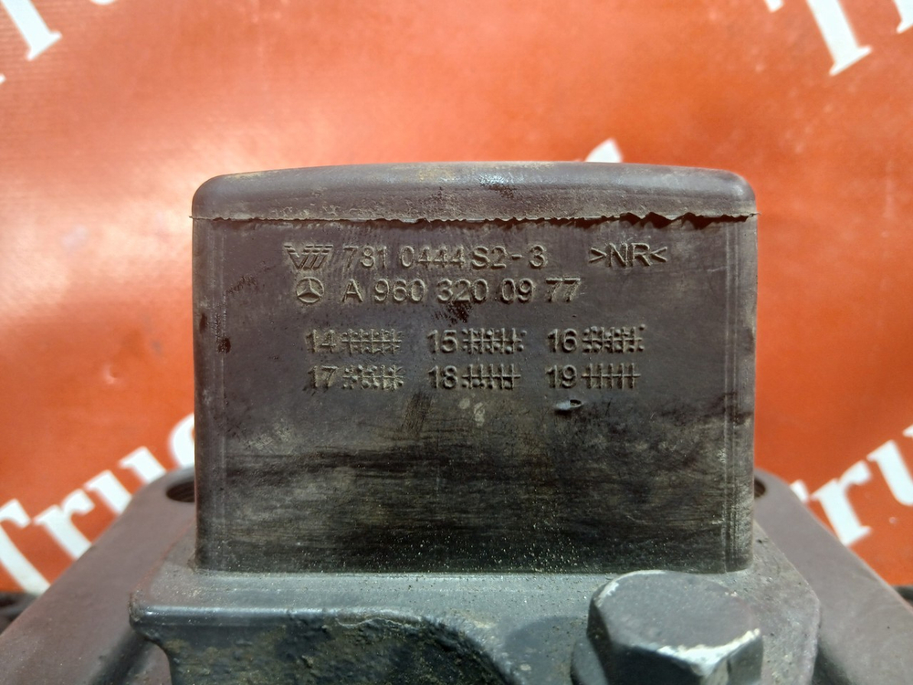 Отбойник рессоры передней