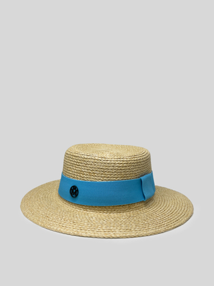 Шляпа соломенная с голубой лентой и круглой вставкой