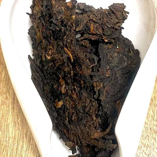 Шу Пуэр "Мелодичный", в разлом