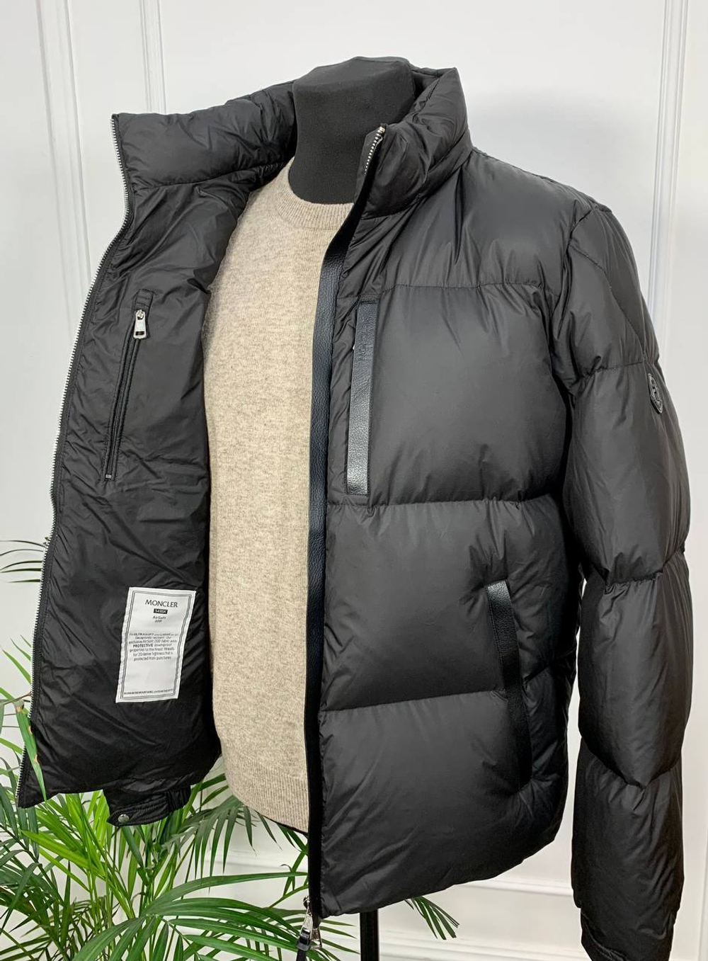 Пуховик Moncler