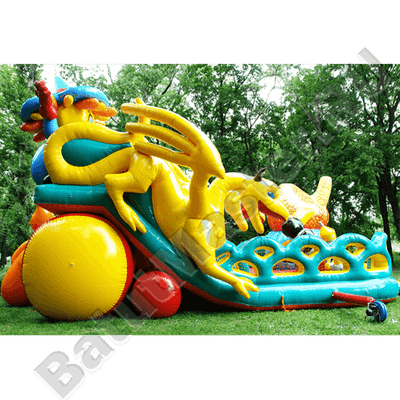 Большой надувной батут-горка "Гости города"