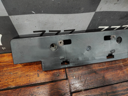 Площадка гос. номера Toyota Land Cruiser 200 15-21 Б/У Оригинал PZ32160711