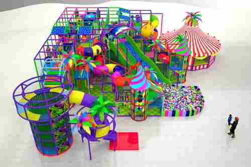 Детский игровой лабиринт «Цирковая Страна Чудес»