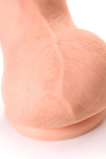 Телесный реалистичный фаллоимитатор Oliver - 18,5 см.