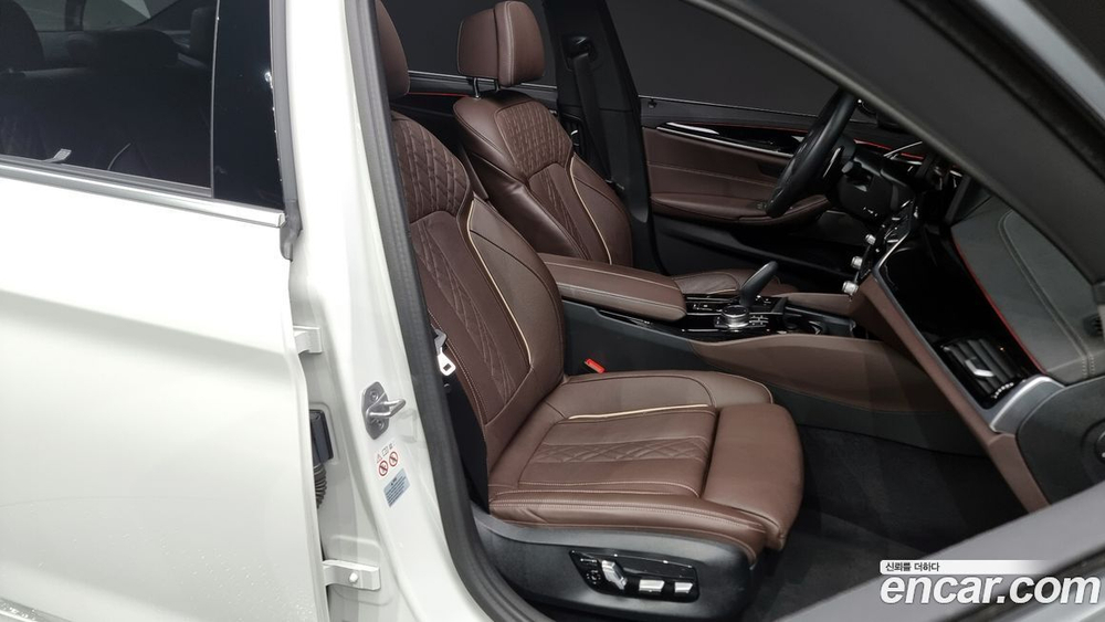 BMW 5 Series (G30) 530i xDrive M Sports (12.2022)