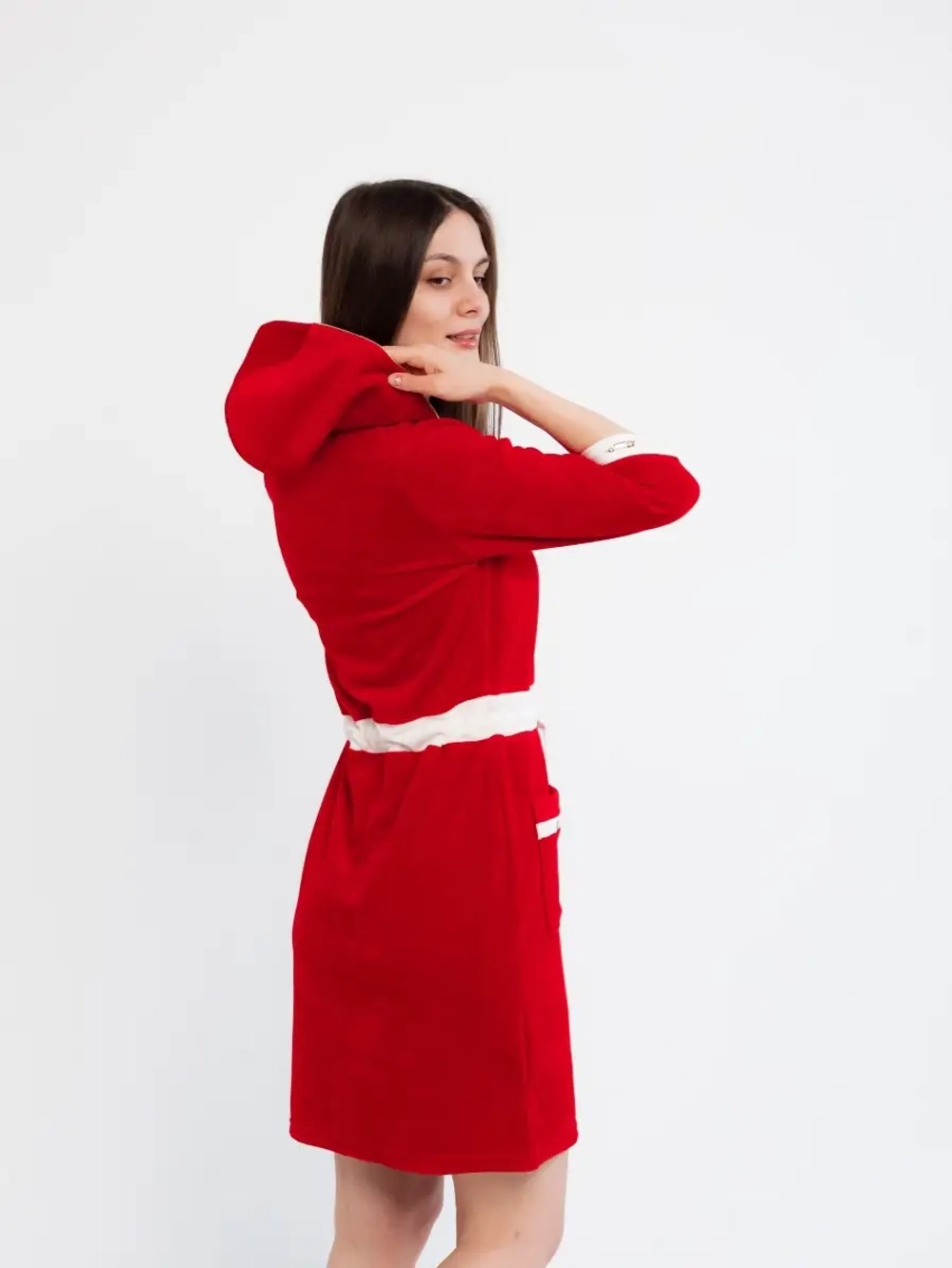 Халат велюровый молодежный с капюшоном