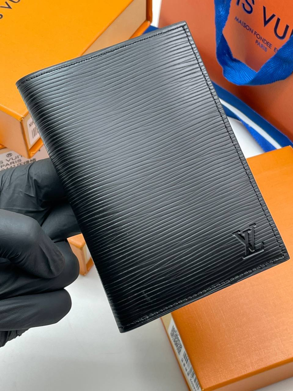 Обложка для паспорта Louis Vuitton