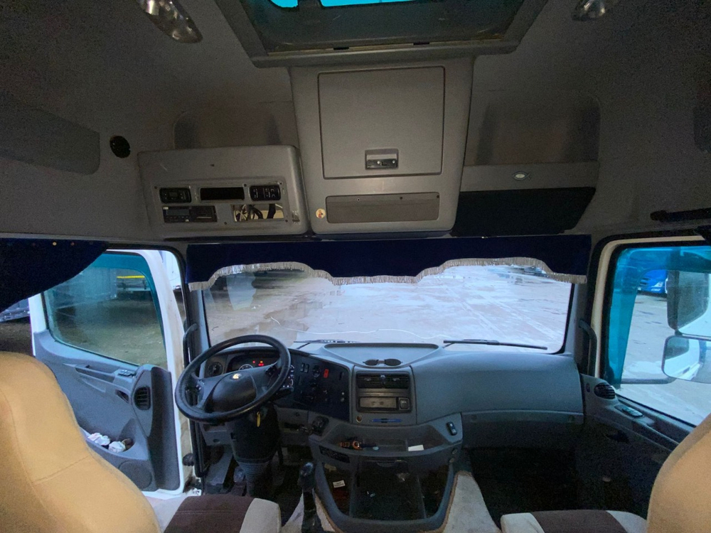 КамАЗ 5490 4x2 Седельный тягач 5490-S5 (Дизельный, 12,0 л, 401 л.с., АТ)