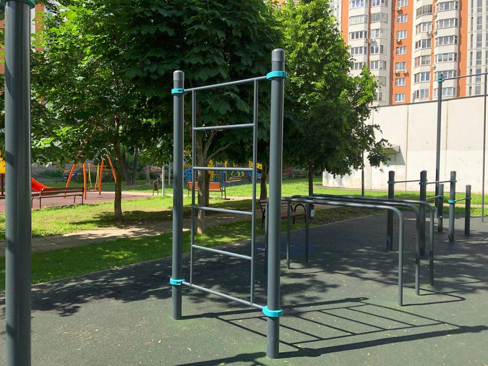 Воркаут площадка №7 - 300 м2 (30 х 10 м)