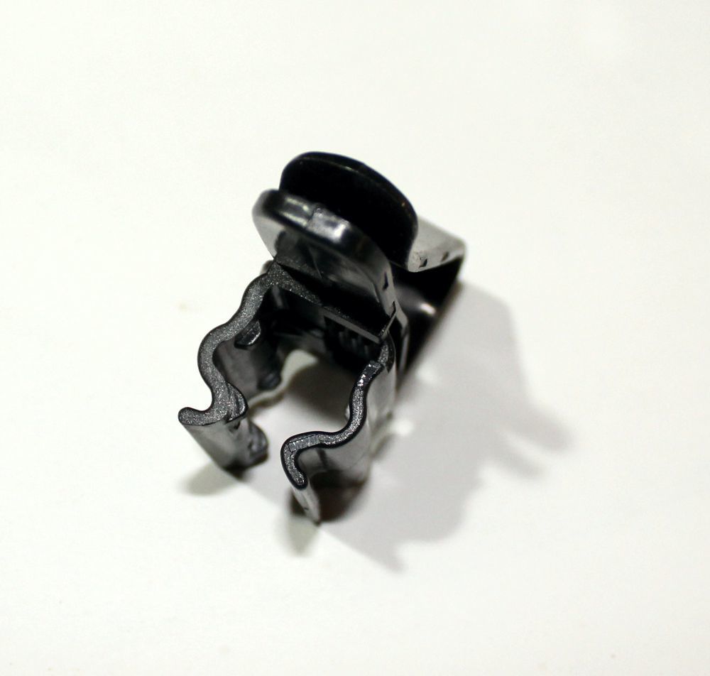 Клипса-держатель для сифона (регулируемая)