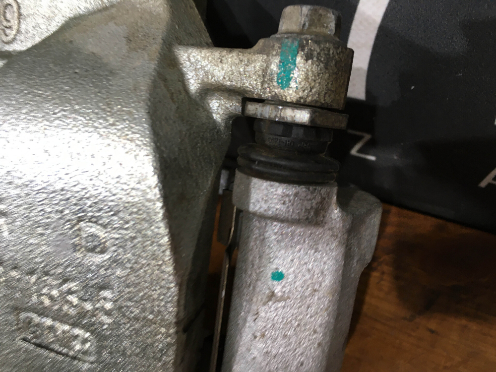 Суппорт передний правый Chery Tiggo 8 / 8 PRO Б/У Оригинал 204000136AA