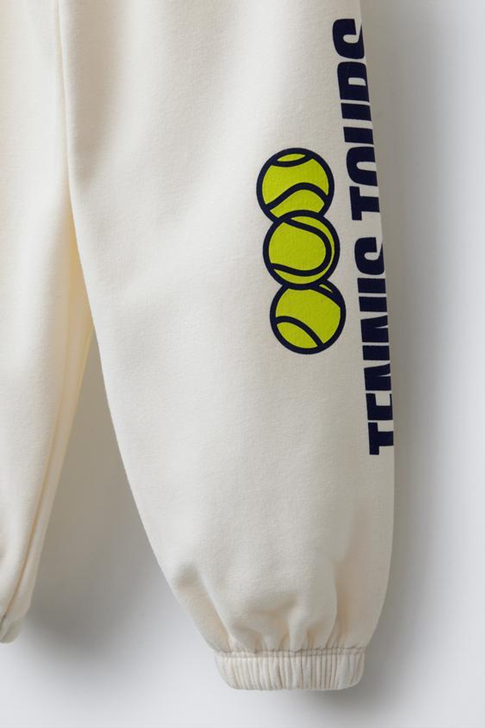 ZARA ДЖОГГЕРЫ С ПРИНТОМ, ЖЕЛТОВАТО-БЕЛЫЙ