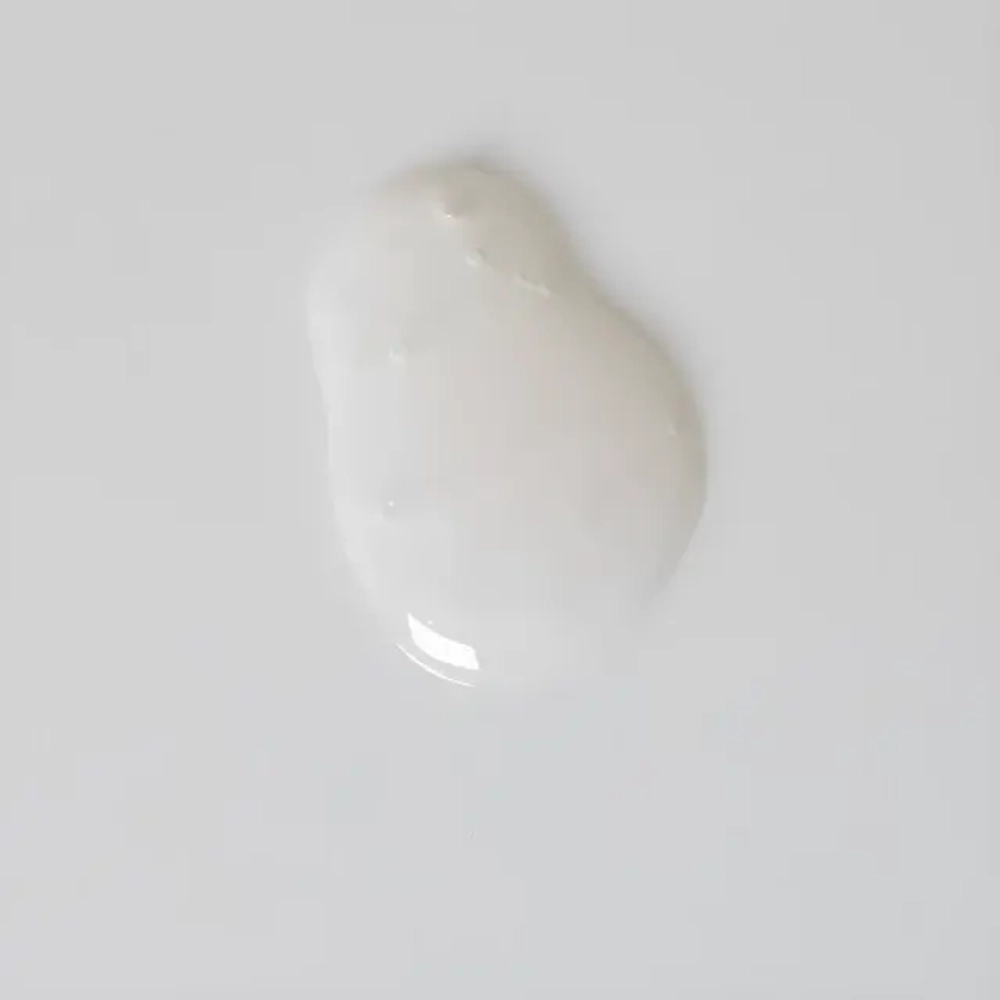 Многофункциональная корректирующая сыворотка с комплексом кислот для нормальной и комбинированной кожи