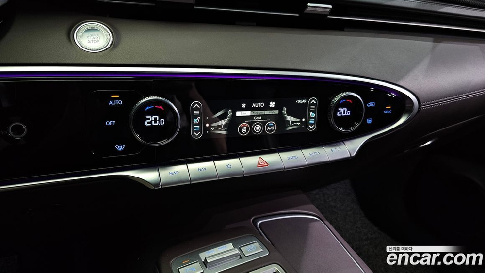 Genesis GV70 2.5T Бензин 2WD (07.2021)