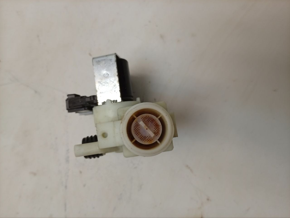 WMSD7105B кт17 Клапан подачи воды для стиральной машины Ariston, Indesit C00110333 б/у