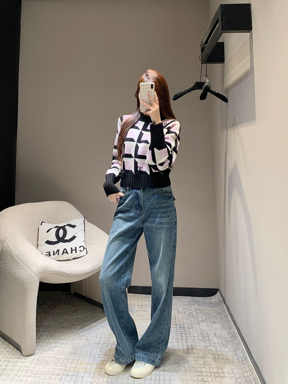 Chanel Sweatshirt