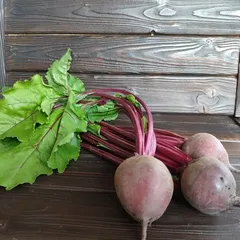 Свекла с ботвой деревенская / 3 шт