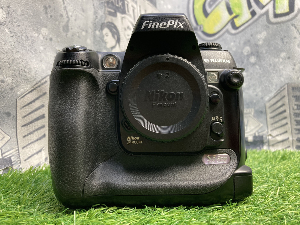 Fujifilm FinePix S3 Pro Покупка/Продажа
