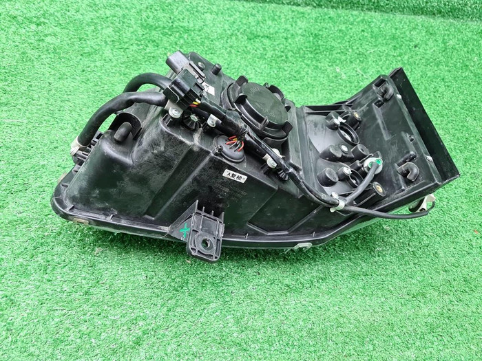 Фара правая DongFeng Captain-T (2022-н.в.) галоген