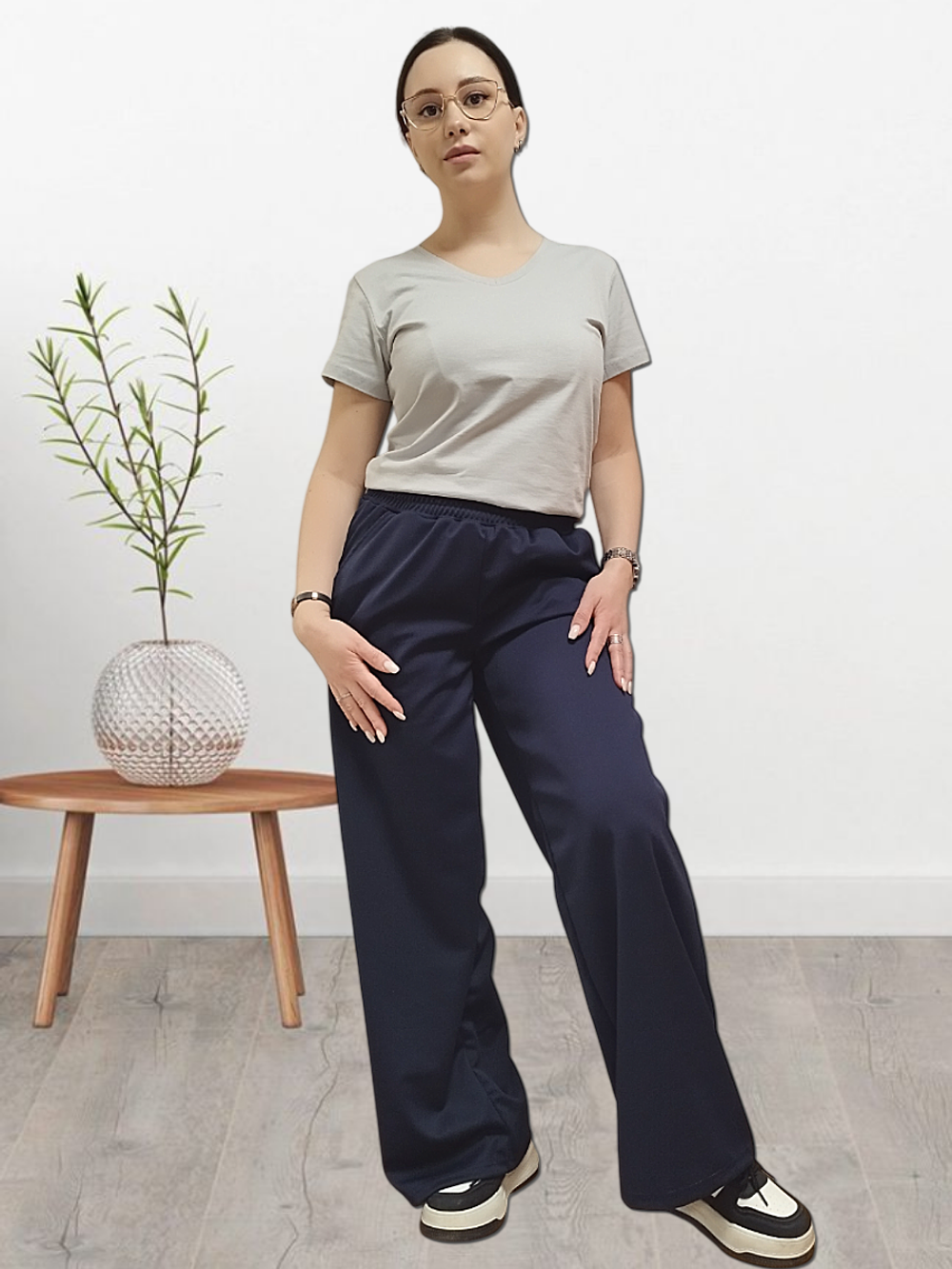 20621 Брюки женские палаццо трикотаж Диор темно-синий (54)