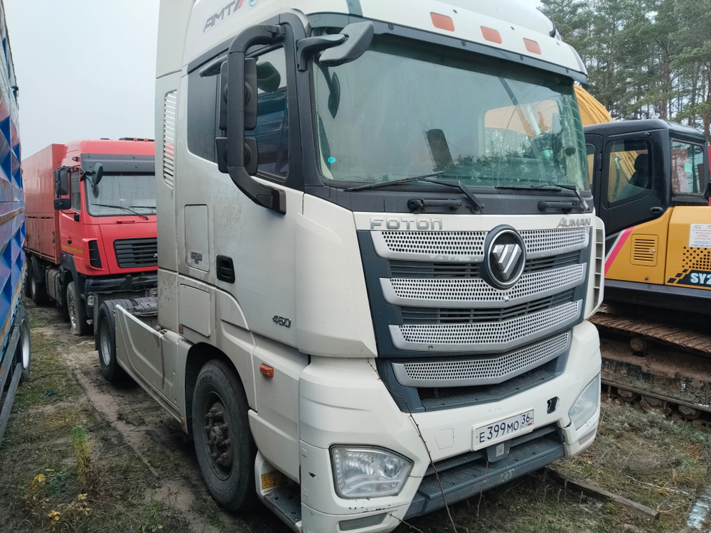 Foton AUMAN 4x2 Седельный тягач BJ4189SLFKA (Дизельный, 11,8 л, 470 л.с. АТ)