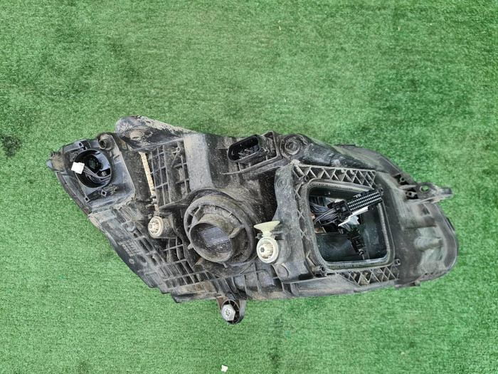 Фара левая Mercedes C w205 (2018-2023) LED