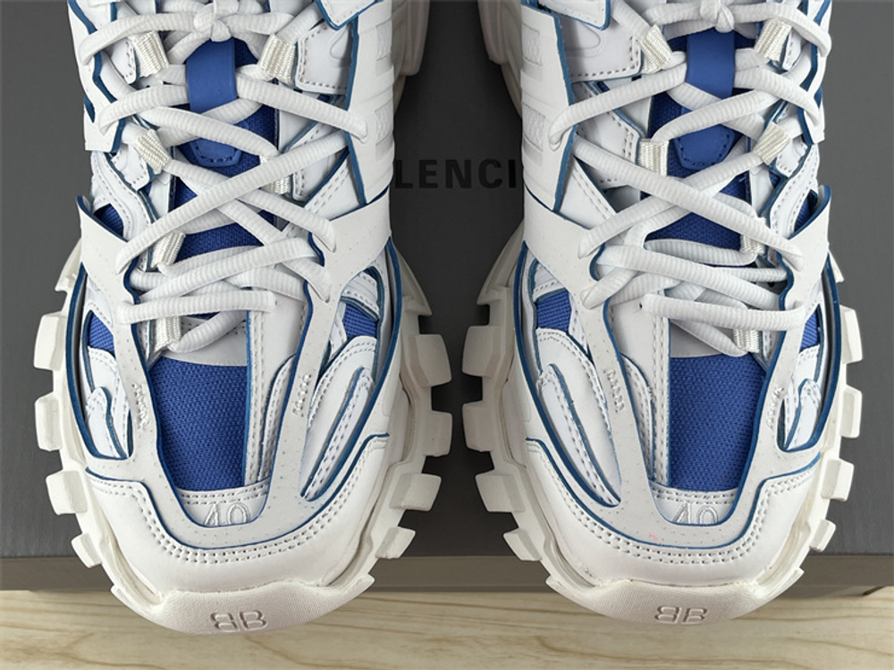 Balenciaga Track Sneaker 736330-W3SKC-9040