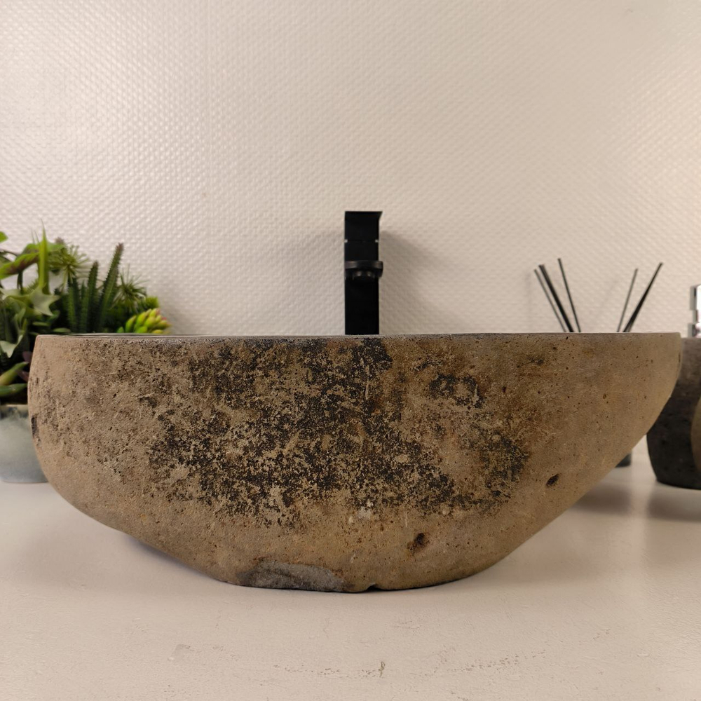 Раковина из речного камня RS-65472 48*43*16 0856